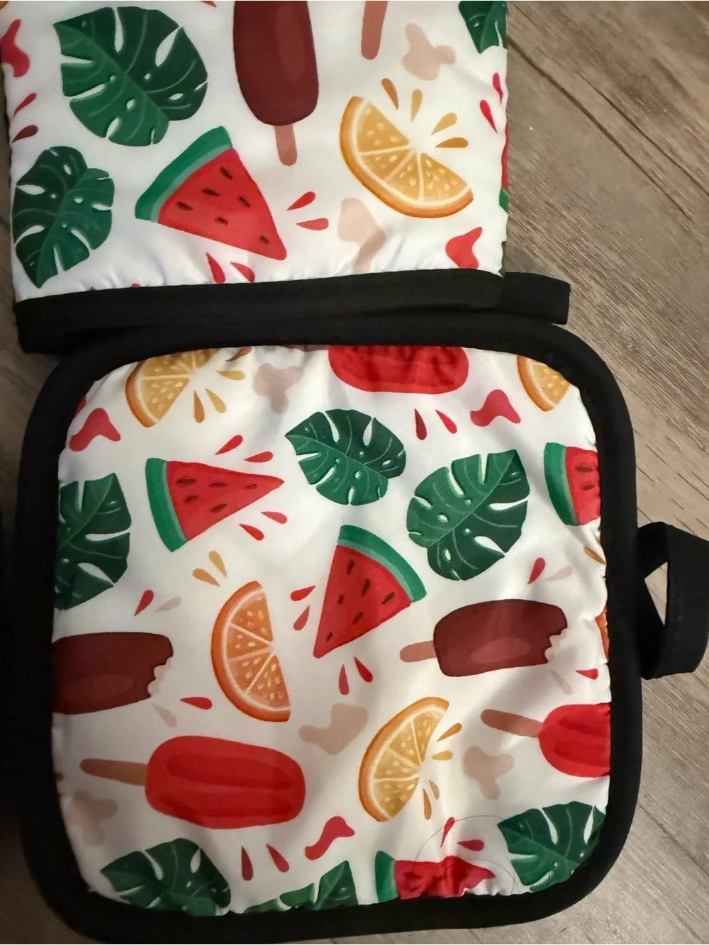 Oven Mitt and Pot Holder Set - White with Red, Green & Yellow Fruit Print